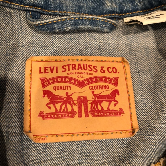 Levi Jean Jacket - Picture 3 of 5